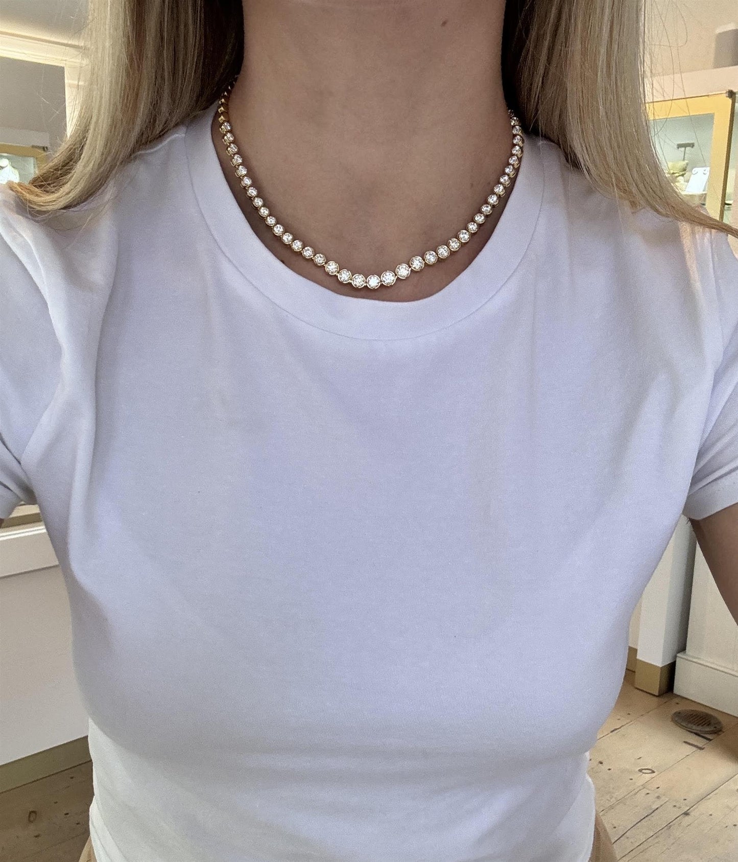 Graduating Round Diamond Bezel Prong Necklace