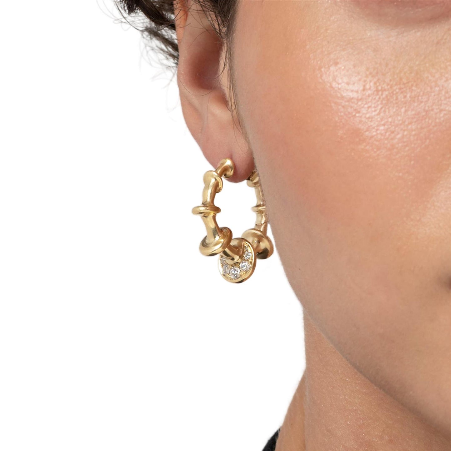 Chrona Hoops byVRAM