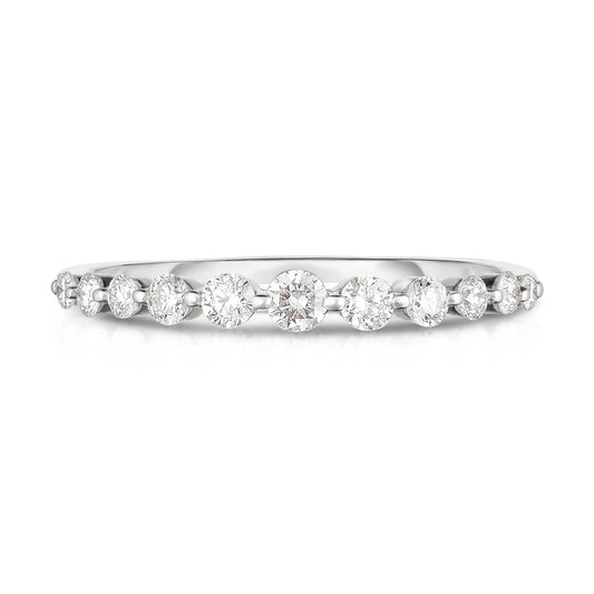 Graduated Diamond Single Prong Ring in 14K White Gold